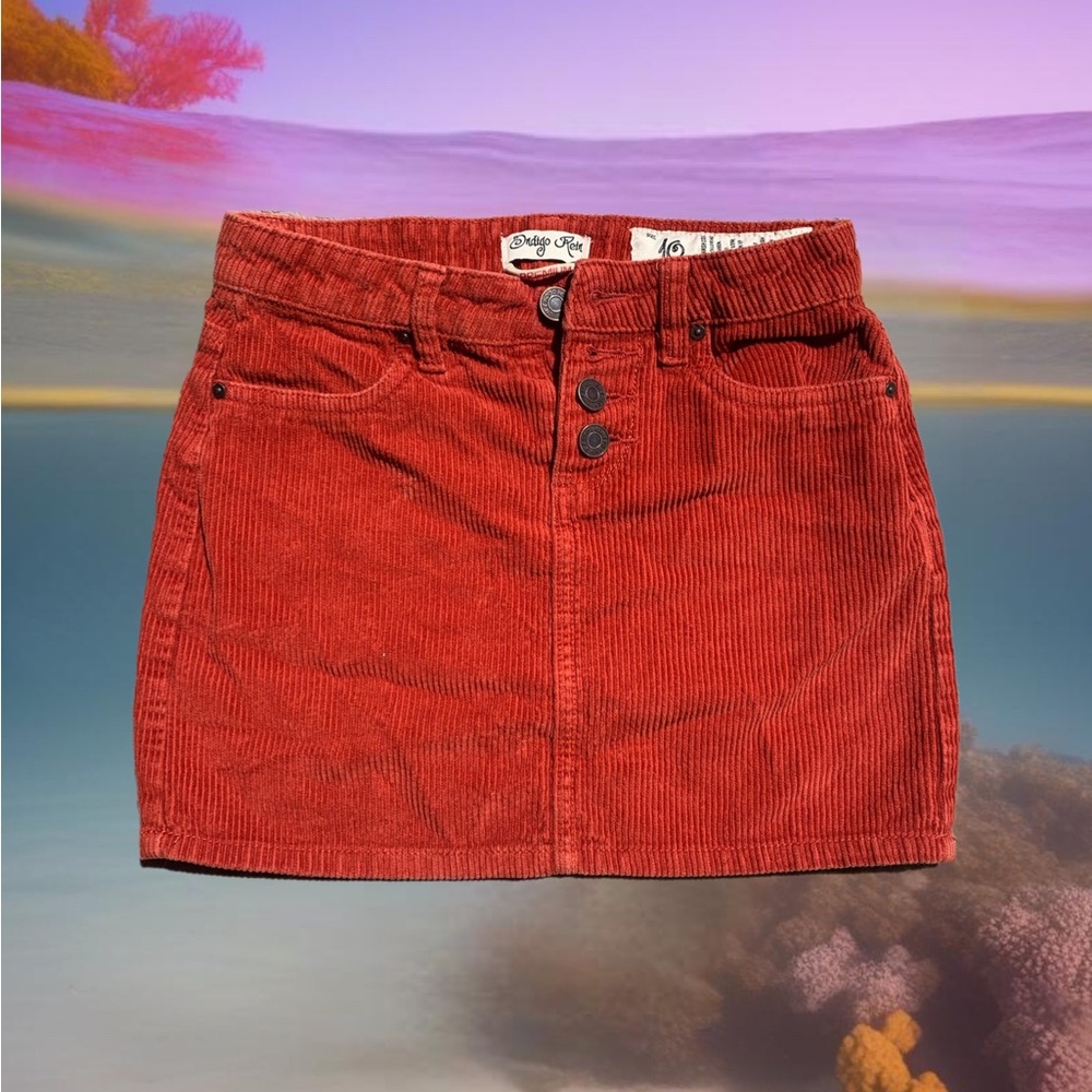 mini skirt